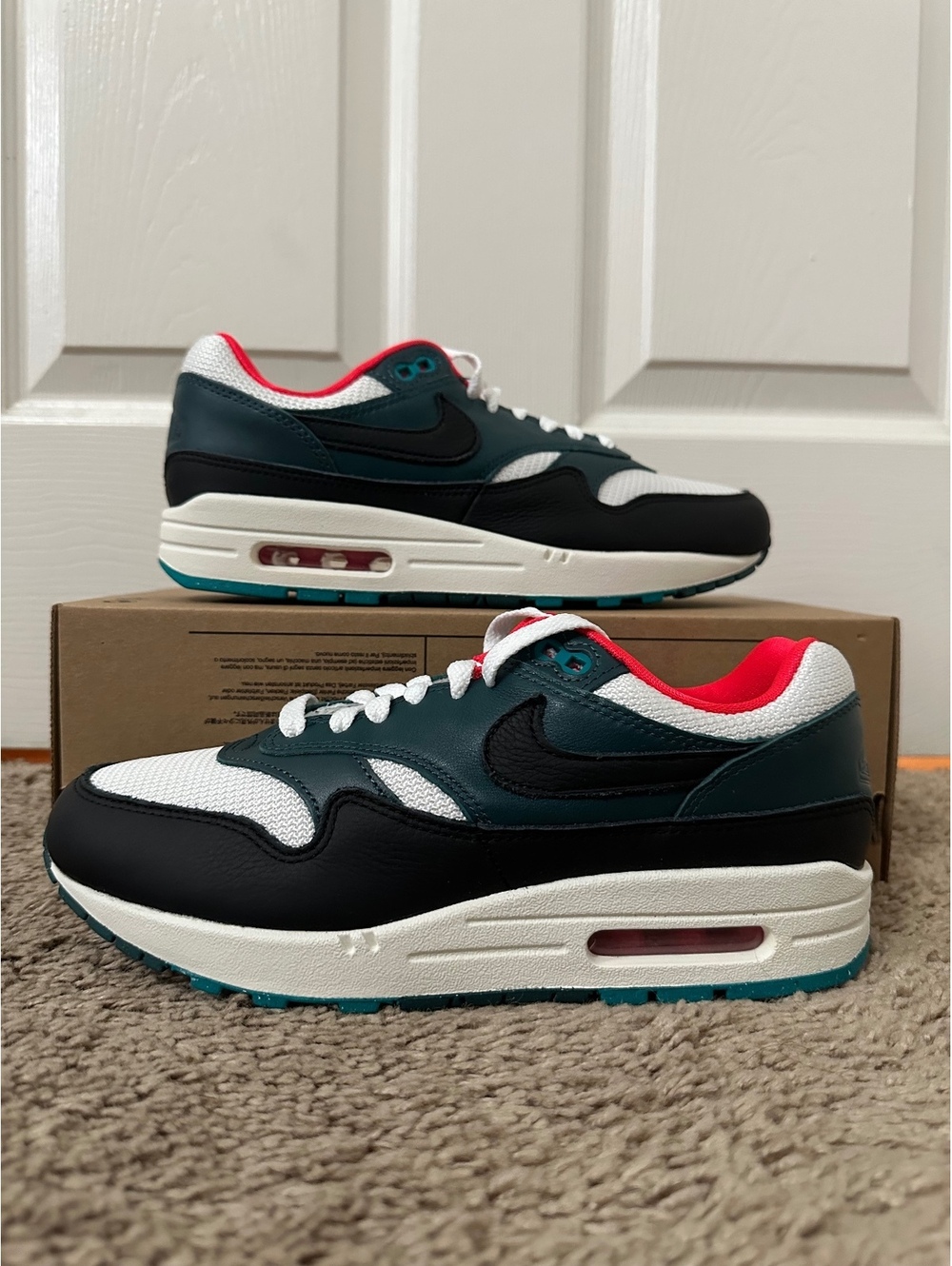 Size 7.5M/9 Women - Lebron James x Liverpool F.C. x Air Max 1 “Third Kit”